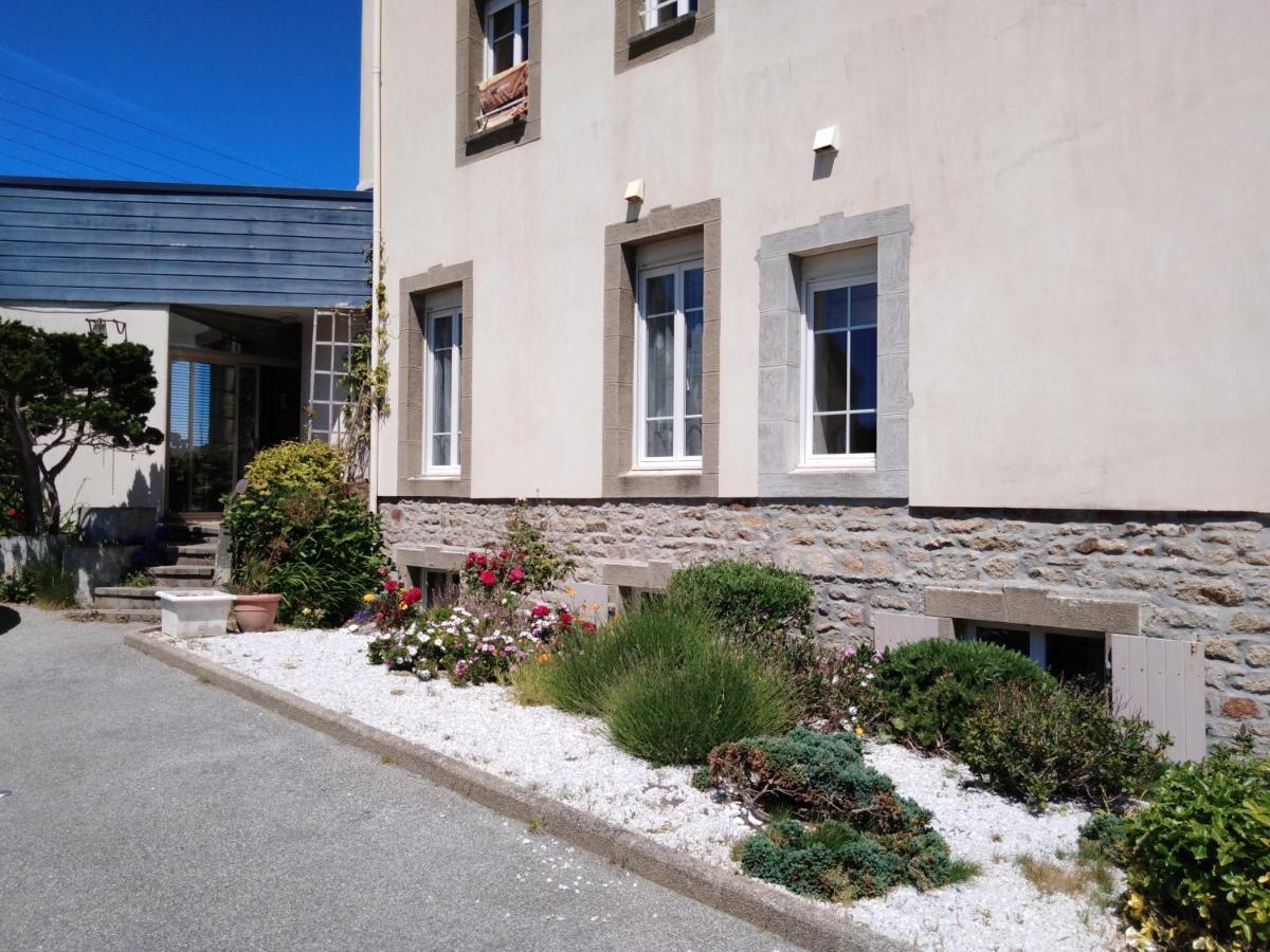 Izella Bed and Breakfast Douarnenez Esterno foto